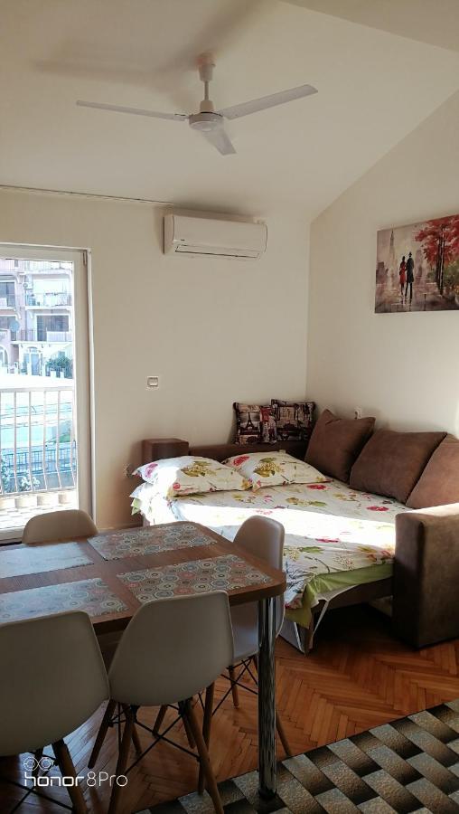 Dlx Apartman Adriatics Herceg Novi Exterior foto
